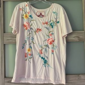 JWLA light pink embroidered tee